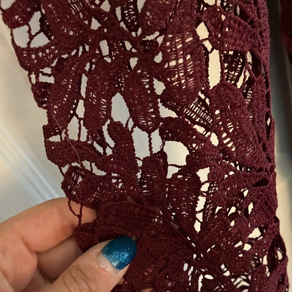 Burgundy lace column gown with v-neckline and long sleeves. Size 6. - Picture 3 of 6